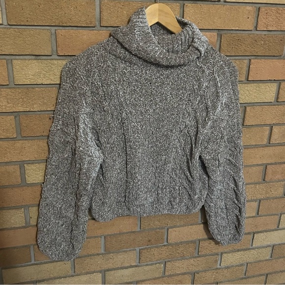 NWT Blank NYC Braided Chenille Able Turtleneck Sweater in Tonight Only Size XS - Picture 3 of 10